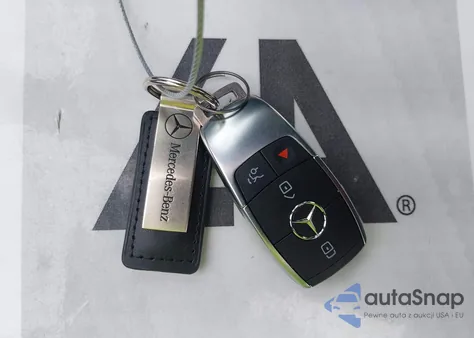 2024 Mercedes-Benz Glb 250 4Matic z USA, uszkodzony, nr VIN W1N4M4HB2RW346234